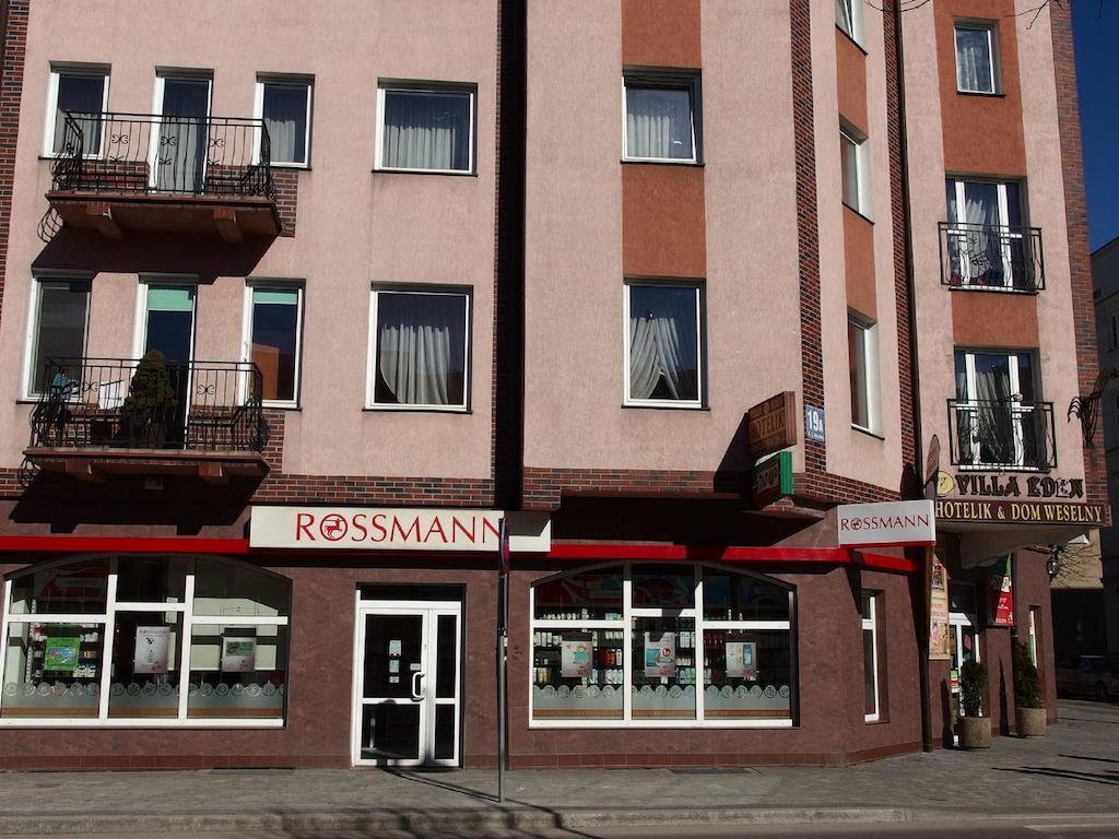 Villa Eden & Restaurant Елк Екстериор снимка