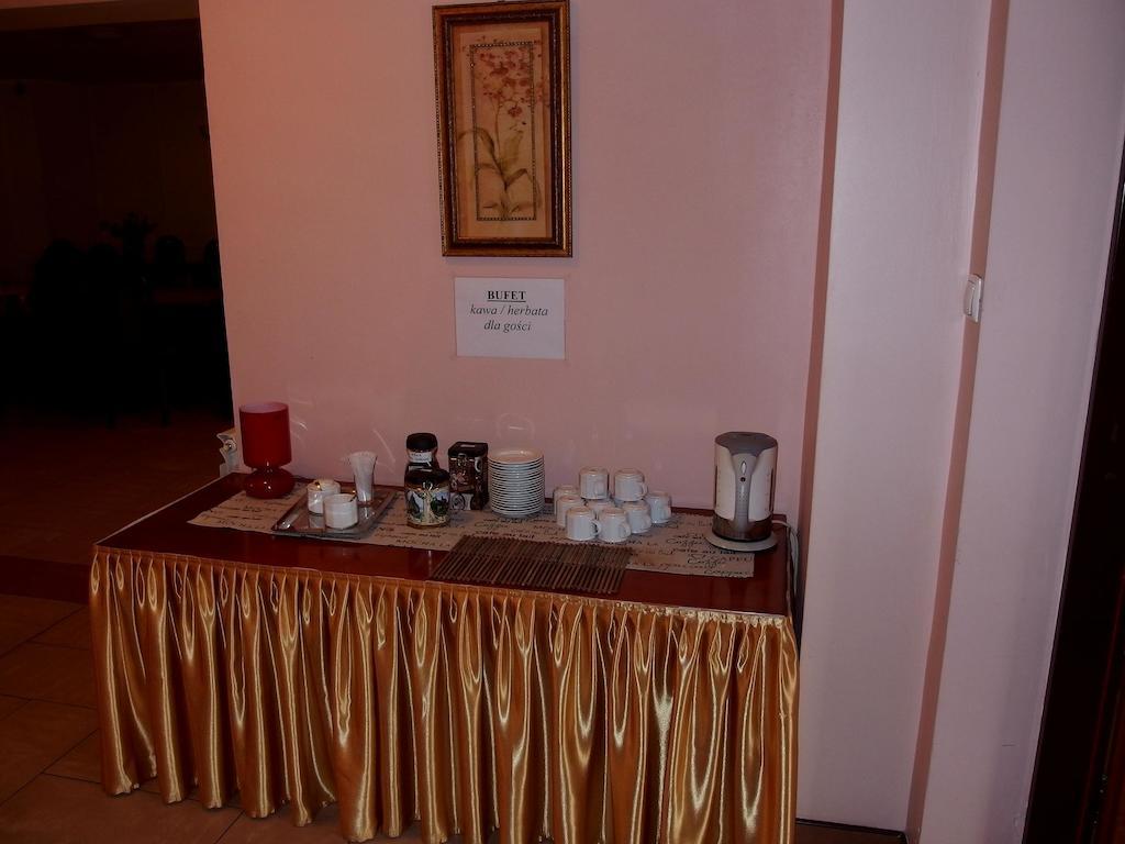 Villa Eden & Restaurant Елк Екстериор снимка
